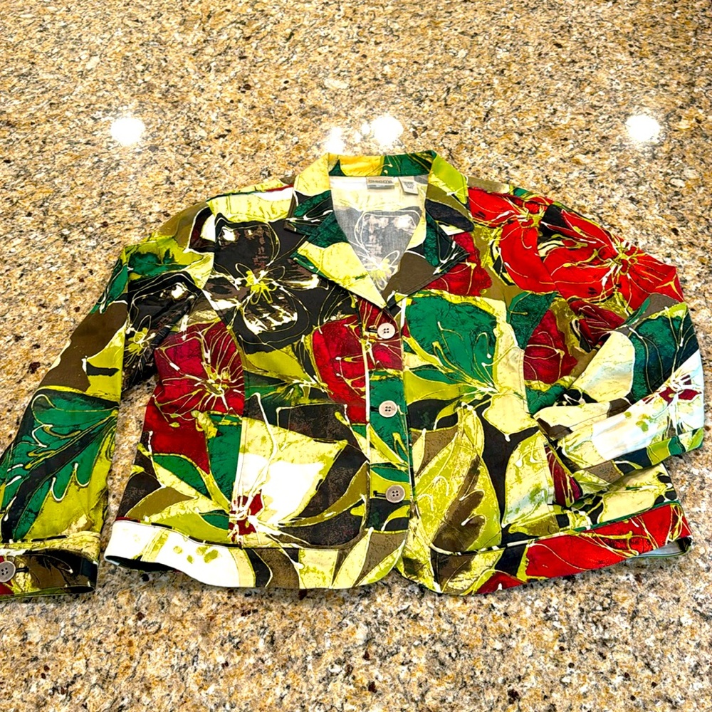 Chicos Cropped Jacket, Size 3, Pockets, Button Up - image 1